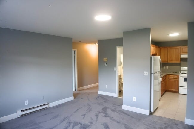 Photo - 60 Charles St Unit 35