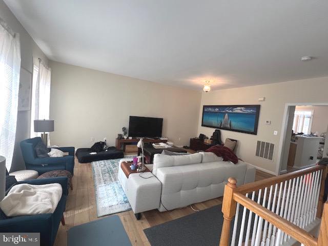 Photo - 46803 Keswick Square