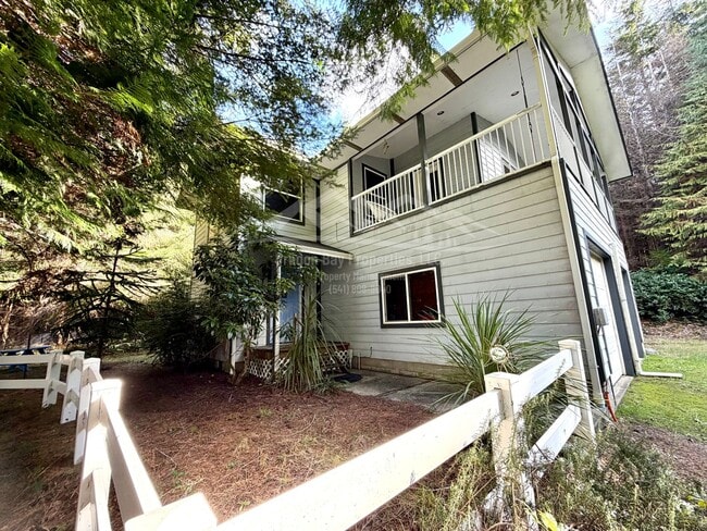 Photo - 70051 Stage Rd