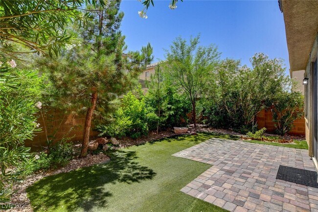 Building Photo - 3491 Bella Valencia Ct