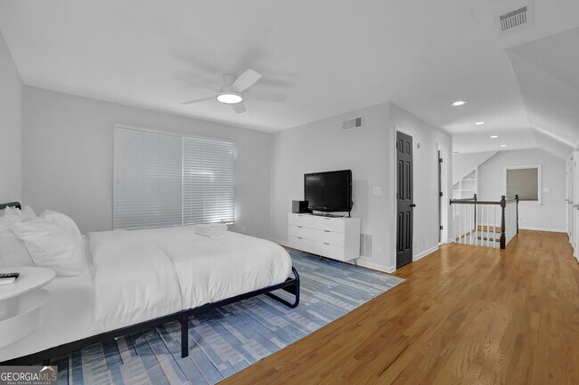 Photo - 3474 Hildon Cir