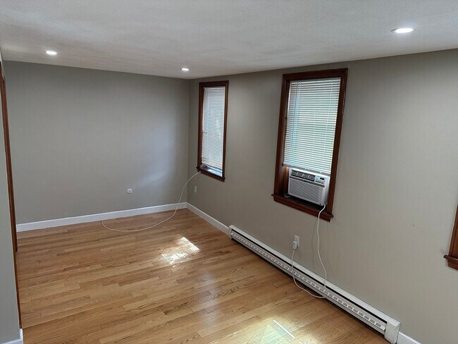 Photo - 36 Prospect Ave Unidad 2 Rental