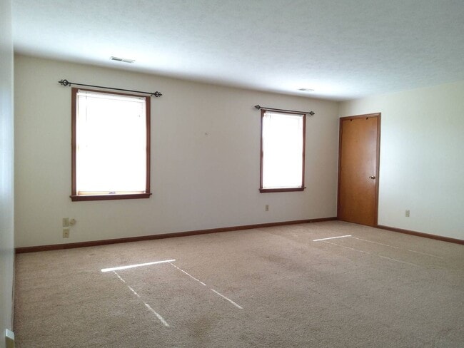Photo - 813 Antler Dr Unit Apt B