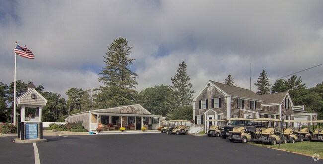 Peters Pond RV Resort - Peters Pond RV Resort Apartments
