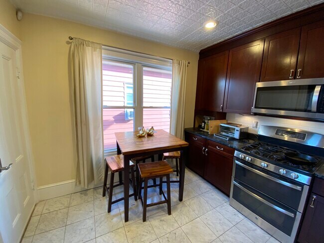 Photo - 379 Highland Ave Unit #2