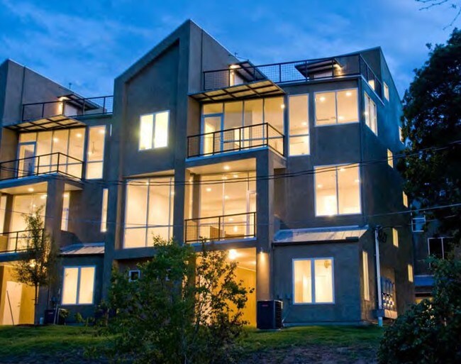 Foto principal - 1500 Summit St