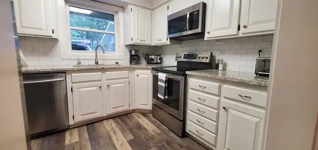 Photo - 16 Victoria Ln