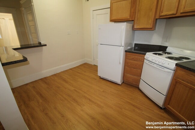 Photo - 1589 Beacon St Unit 4