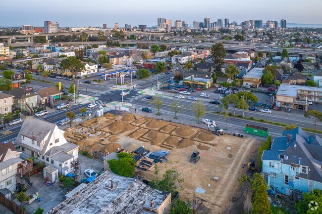 Building Photo - ArtHaus 820 Rental