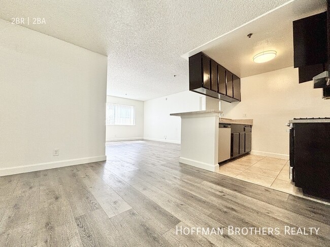 Photo - 15600 Vanowen St Apartment Unit 225A