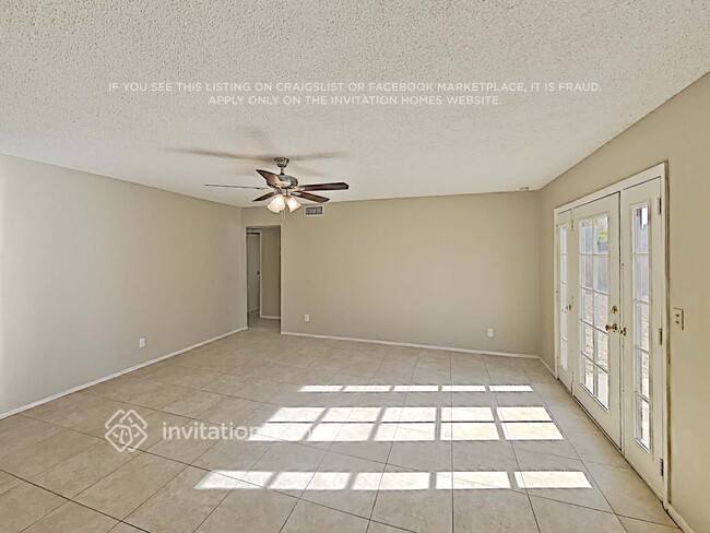 Photo - 147 W Hillside St