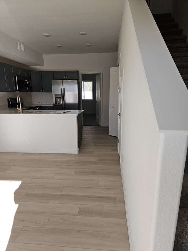 Photo - 1536 Elsie Jean Trl