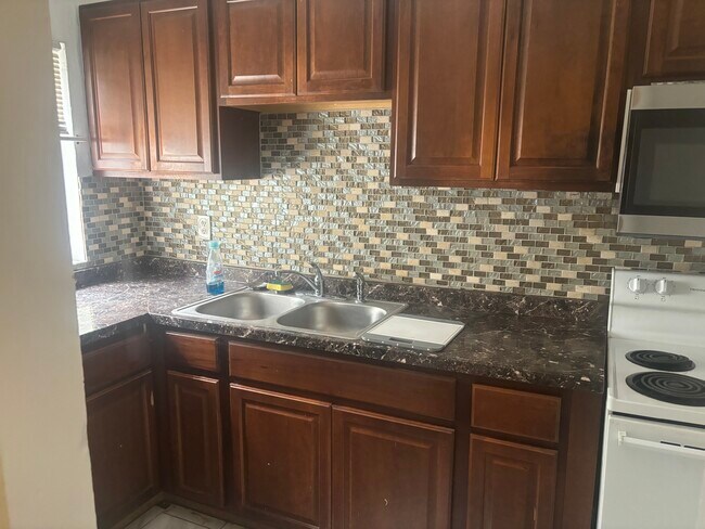 Photo - 1038 NW 7th Ave