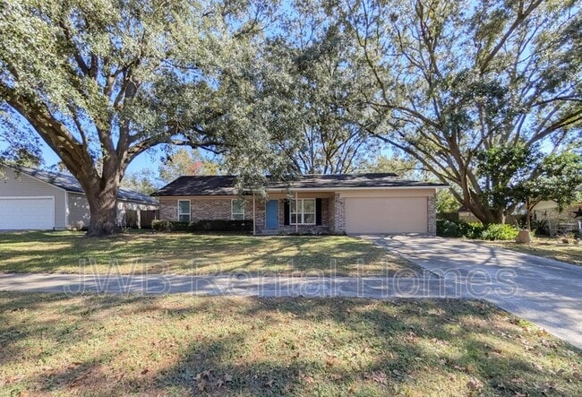 Building Photo - 8583 Blackberry Ln E