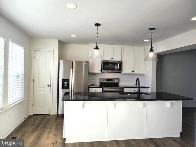 Photo - 136 Tuxford Rd