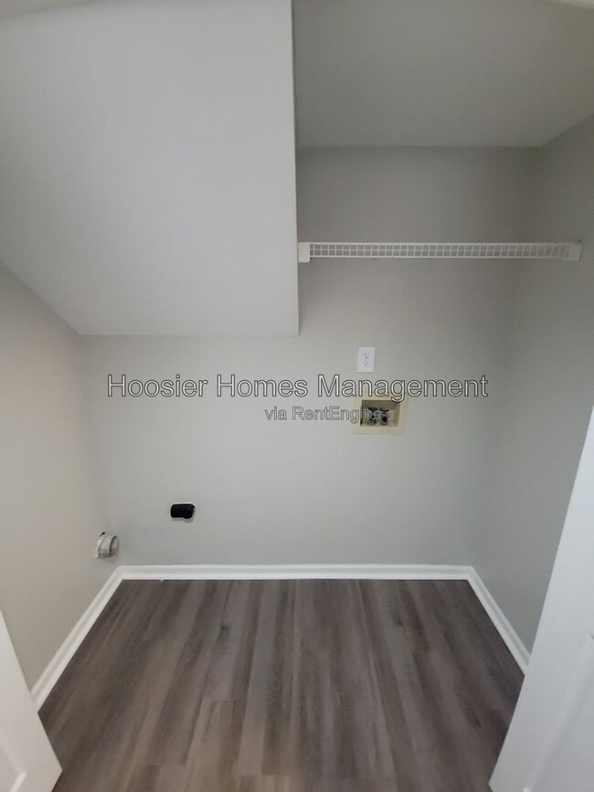Photo - 1563 Brookfield Cir