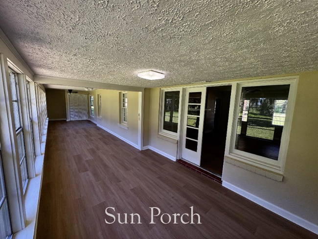 Photo - 200 Chestnut St