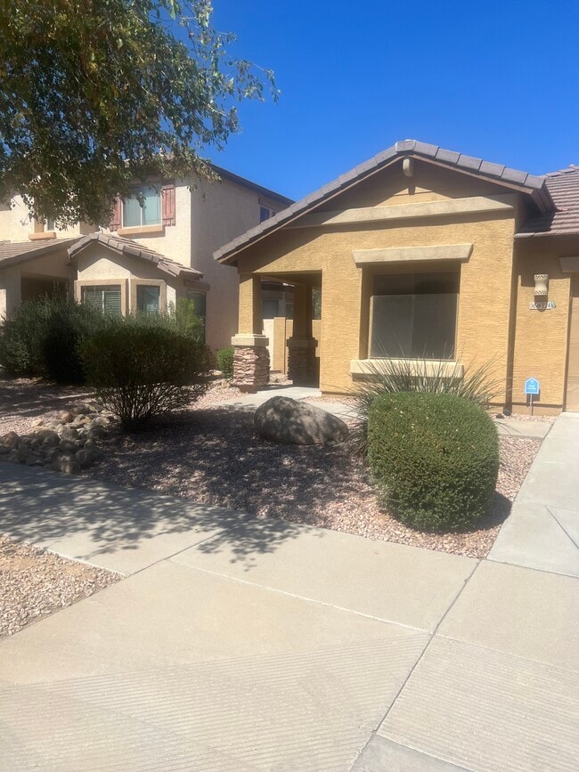 Photo - 16224 W Mescal St