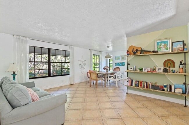 Photo - Beautiful Rustic Contemporary Duplex in Cu...