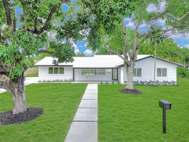 Building Photo - 8745 SW 175th St Unit #8745 Rental