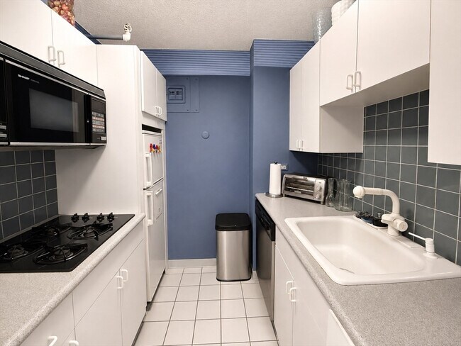 Photo - 151 Tremont St Unit 23M