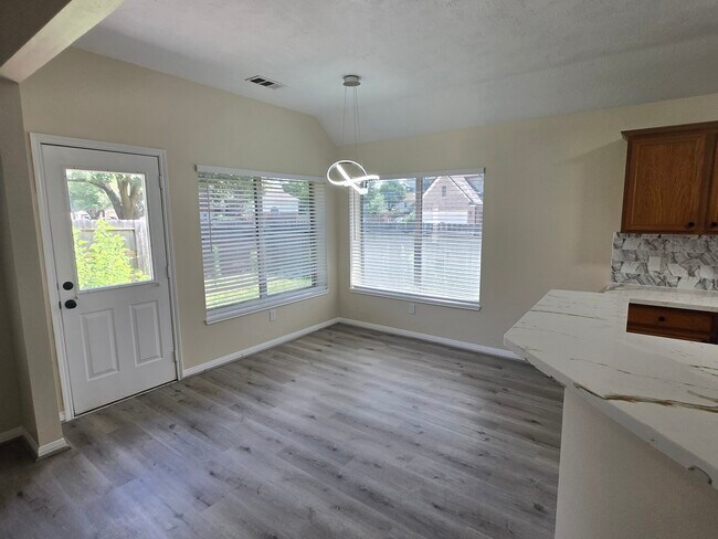 Photo - 1806 Laurel Bay Dr