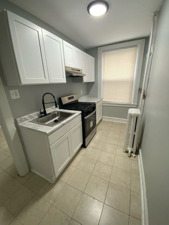 Photo - 1910 S 65th St Unit Apt A