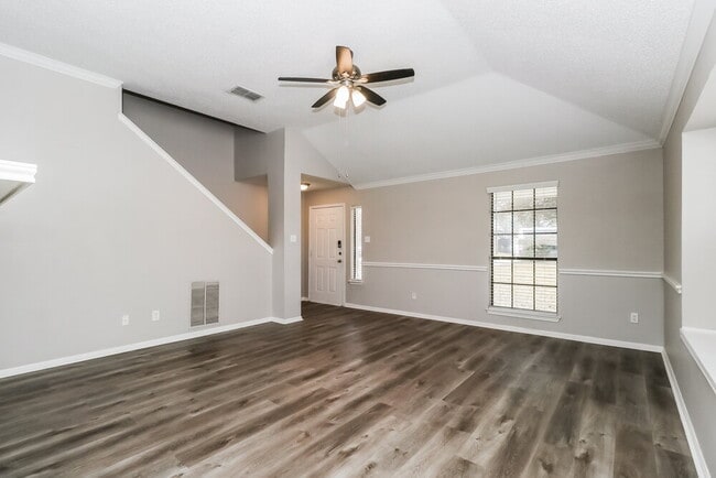 Photo - 4717 Fallenash Dr