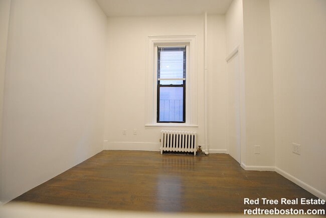 Photo - 270 Newbury St Unidad 1