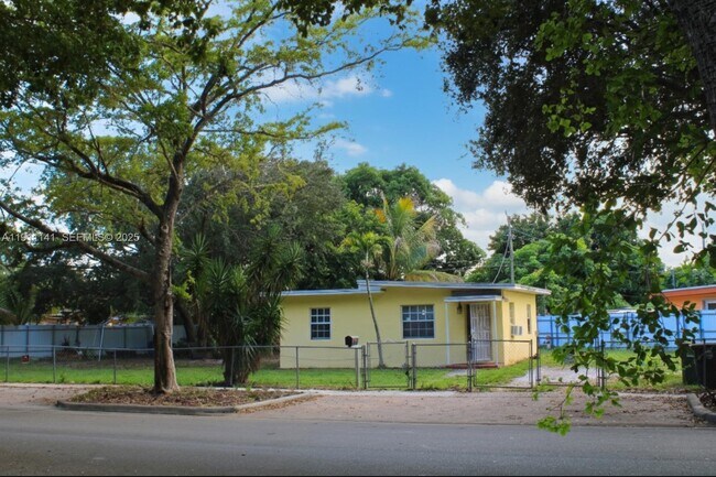 Building Photo - 12450 NW 13th Ave