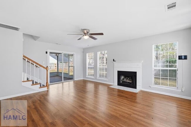 Photo - 22 Avocet Way