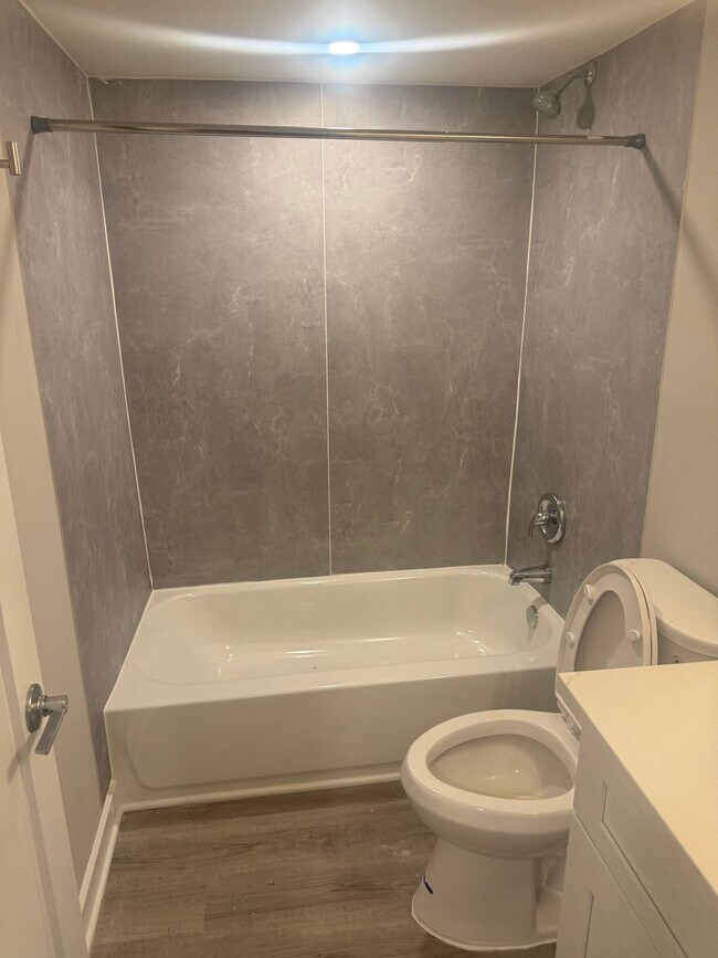 Photo - 1600 Marion Barry Ave SE Unidad Basement -B01