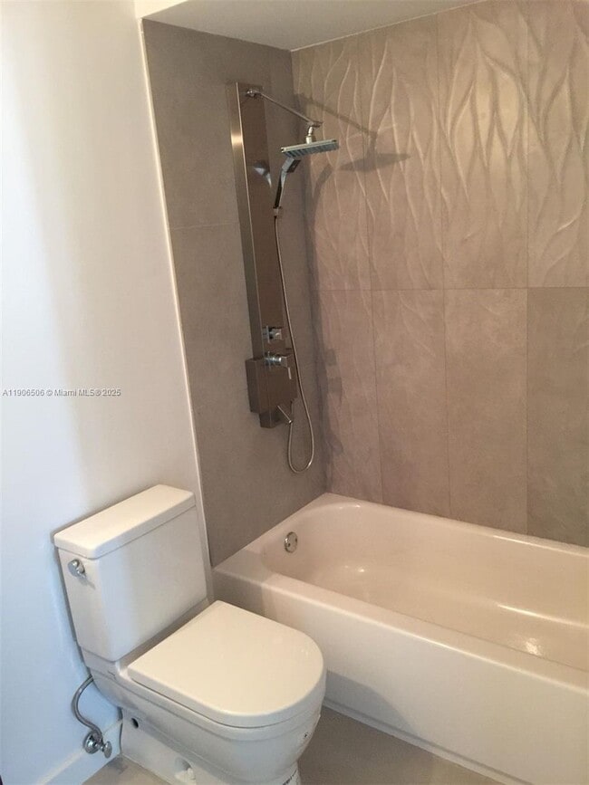 Photo - 551 Michigan Ave Unit 122