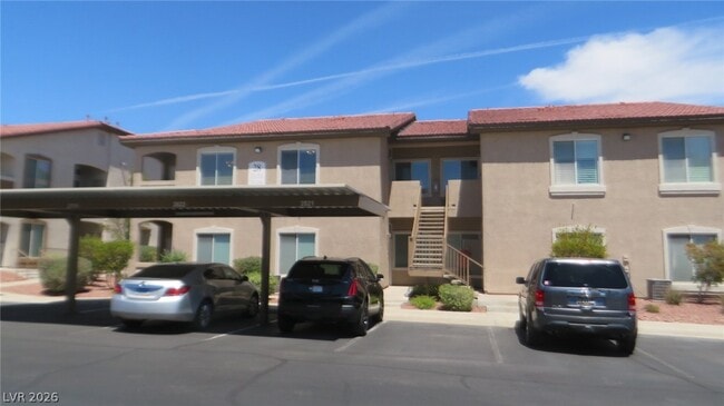 Building Photo - 2305 W Horizon Ridge Pkwy Unit 2822