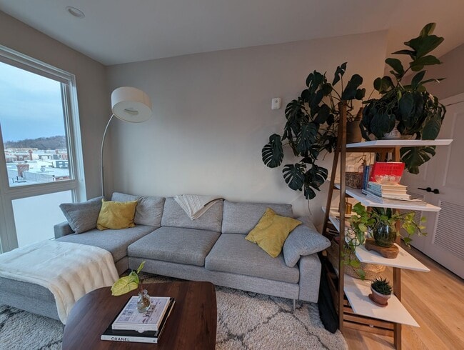 Photo - 1016 17th Pl NE
