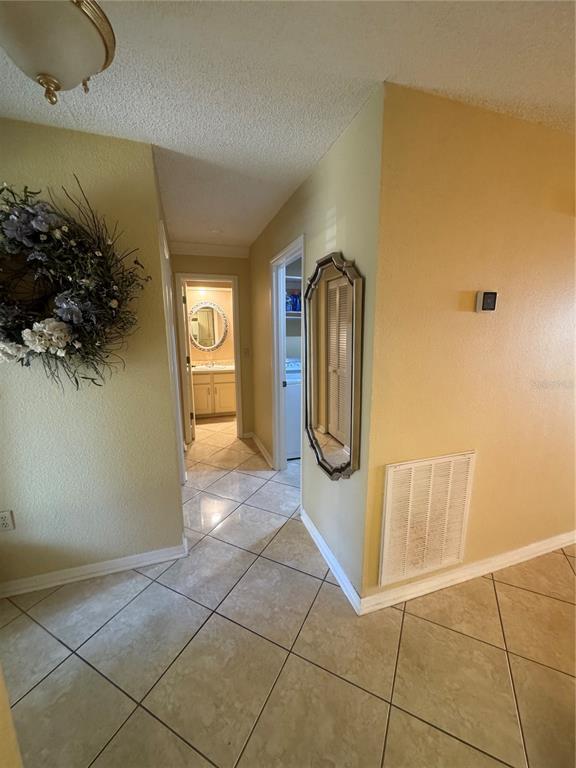 Photo - 2025 Sylvester Rd