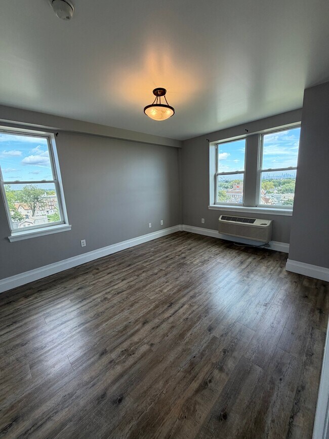 Photo - 106 N Grove St Unit 706