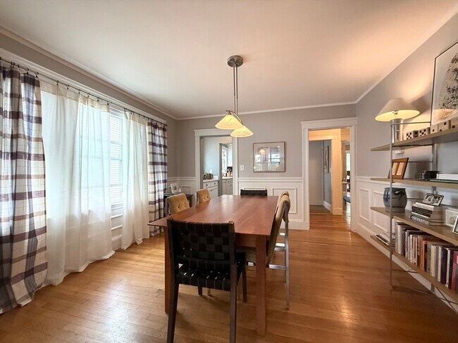 Photo - 519 Belmont St