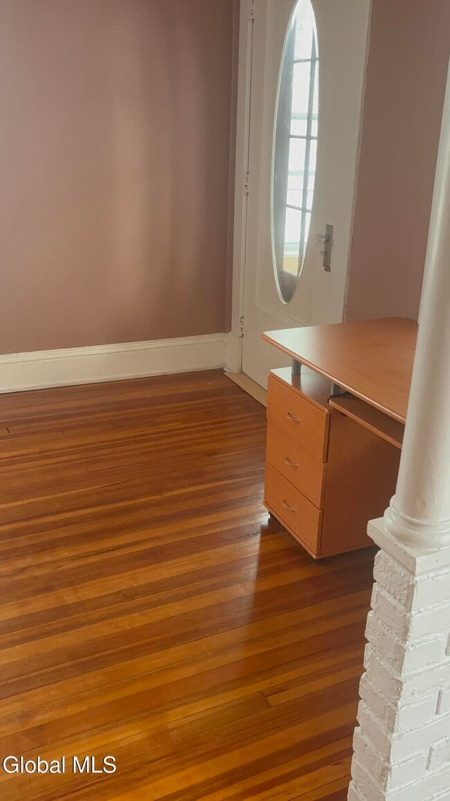 Photo - 240-242-242 Vrooman Ave Unit 2nd Floor