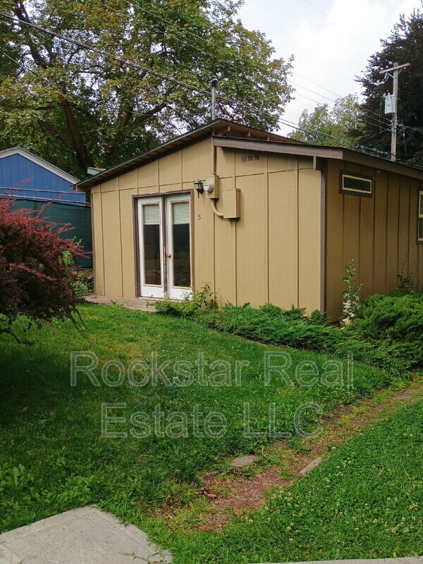 Photo - 1420 E 16th Ave Unit 5