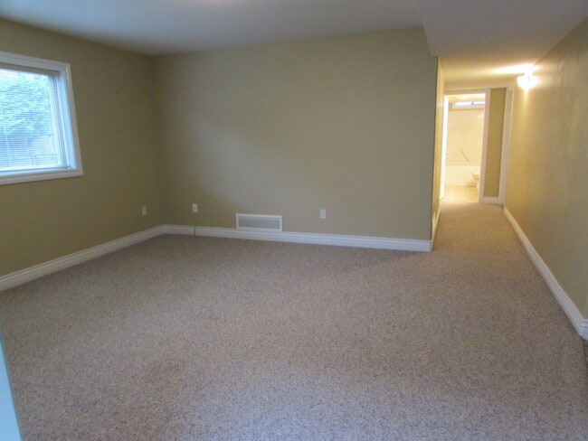 Photo - 6517 Peregrine Rd