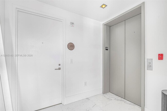 Photo - 650 NE 32nd St Unit 4903