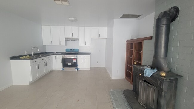 Photo - 2801 El Berrendo Ave Unit B