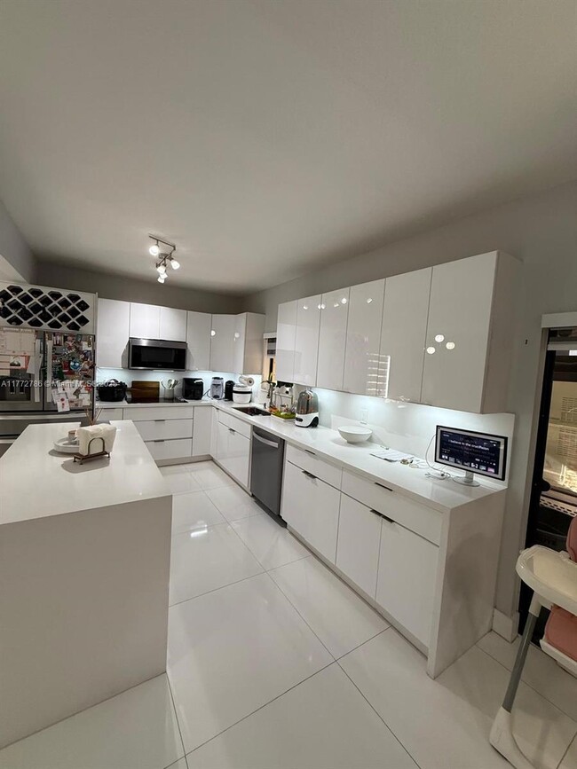 Photo - 11115 W Okeechobee Rd Condo Unit 147