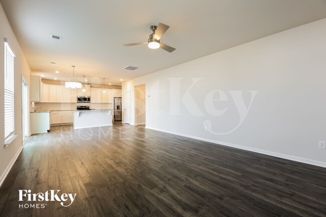 Photo - 1000 Mission Hill Ln