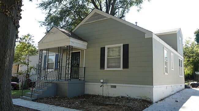 Building Photo - 1401 Alamo St Rental