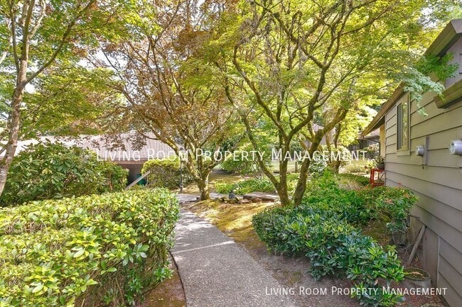 Photo - 9809 SW 49th Ave