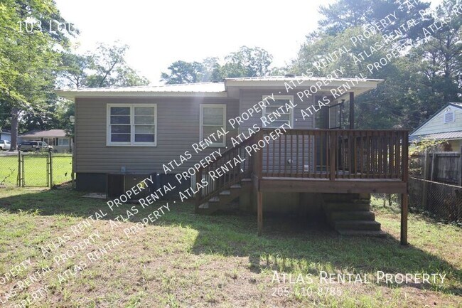 Photo - 103 Louis Ave