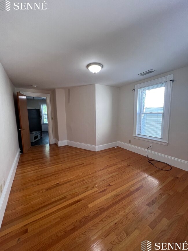 Photo - 53 Market St Apartments Unit 3