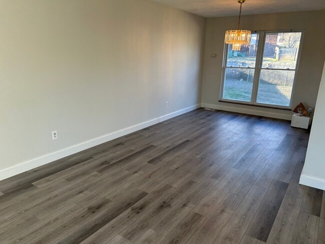 Photo - 244 Newport Rd